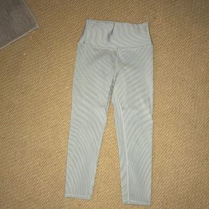 Women’s Capri Leggings